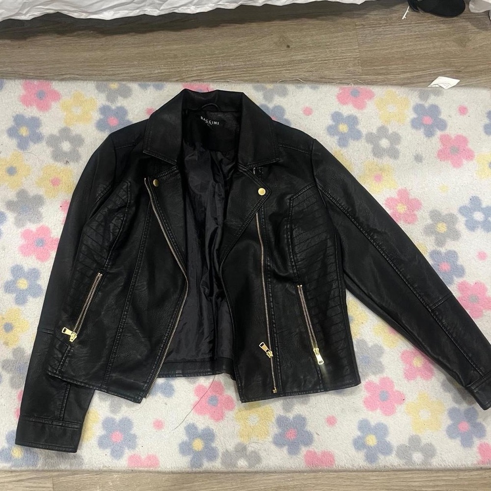 Women's Black Jacket